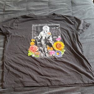 Dolly Parton Gray Girls Graphic Tee with Colorful Floral Design Size Large
